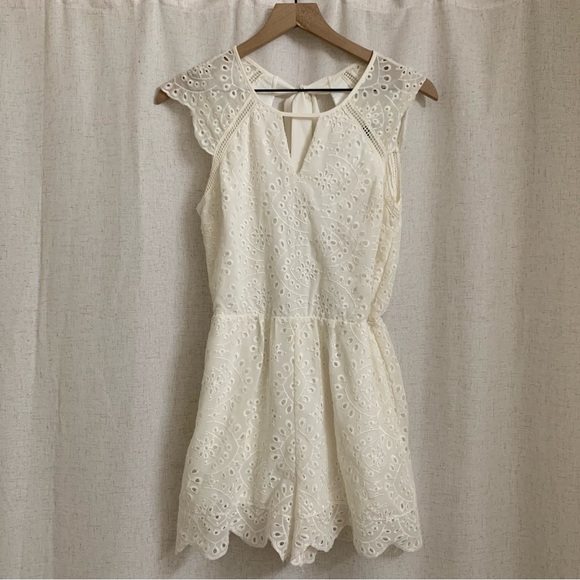 Express Pants - Express Cream Eyelet V Neck Flutter Sleeve Tie Back jumper Romper 2